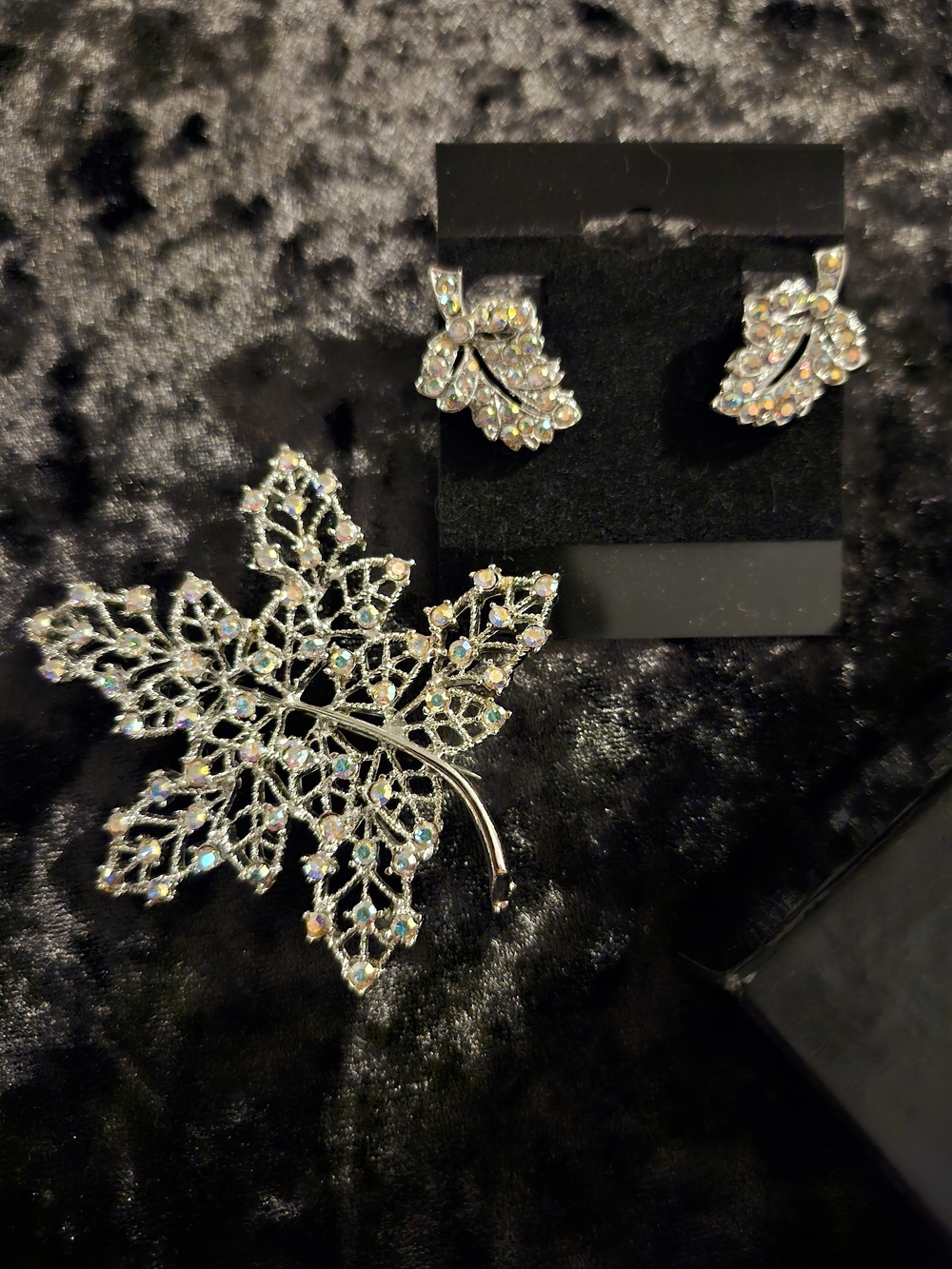 Vintage Aurora Borealis Crystal Maple Leaf Brooch & Matching Earrings Set